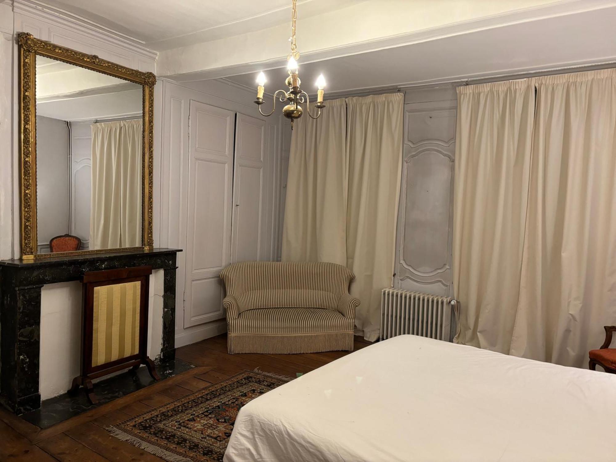 Maison Monsigny Hotell Saint-Omer  Exteriör bild